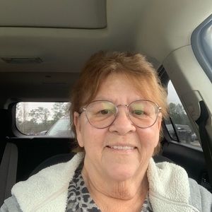 Meet your Posher, Linda